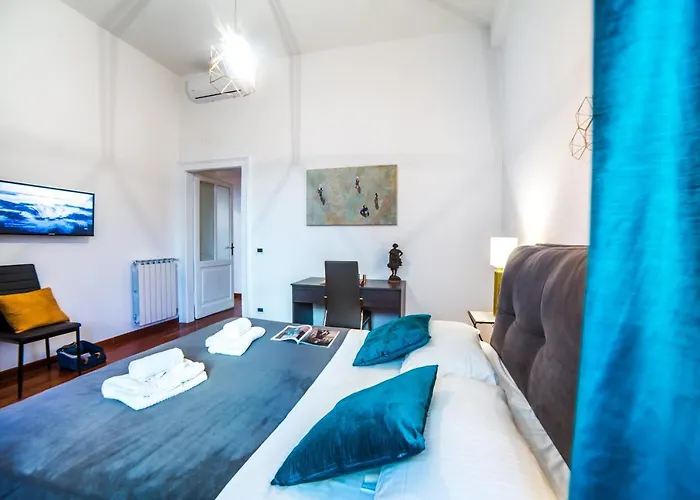 Spacious With Sunny Terrace Near Vatican Roma
