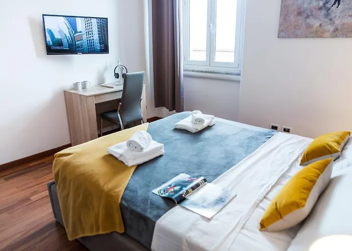 Spacious With Sunny Terrace Near Vatican Apartamento
